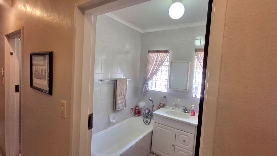 3 Bedroom Property for Sale in Vaalpark Free State